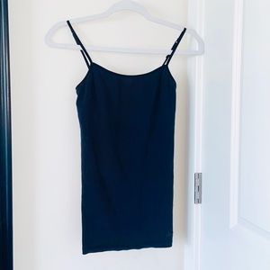 Basic Black Tank Top | Size: S